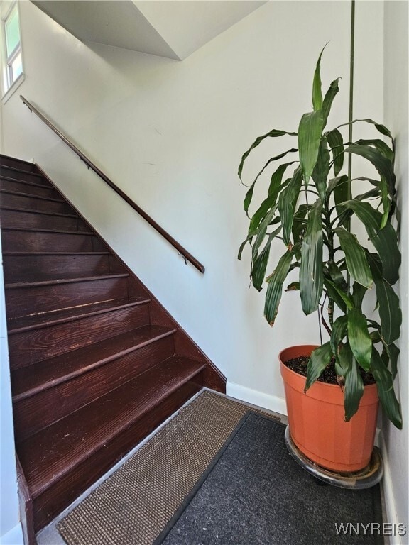 Photo - 191 Orchard Pl