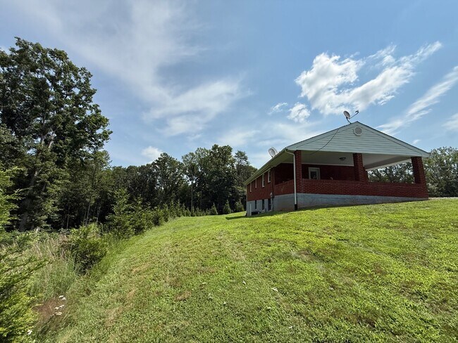 Photo - 369 Pleasant Hill Rd