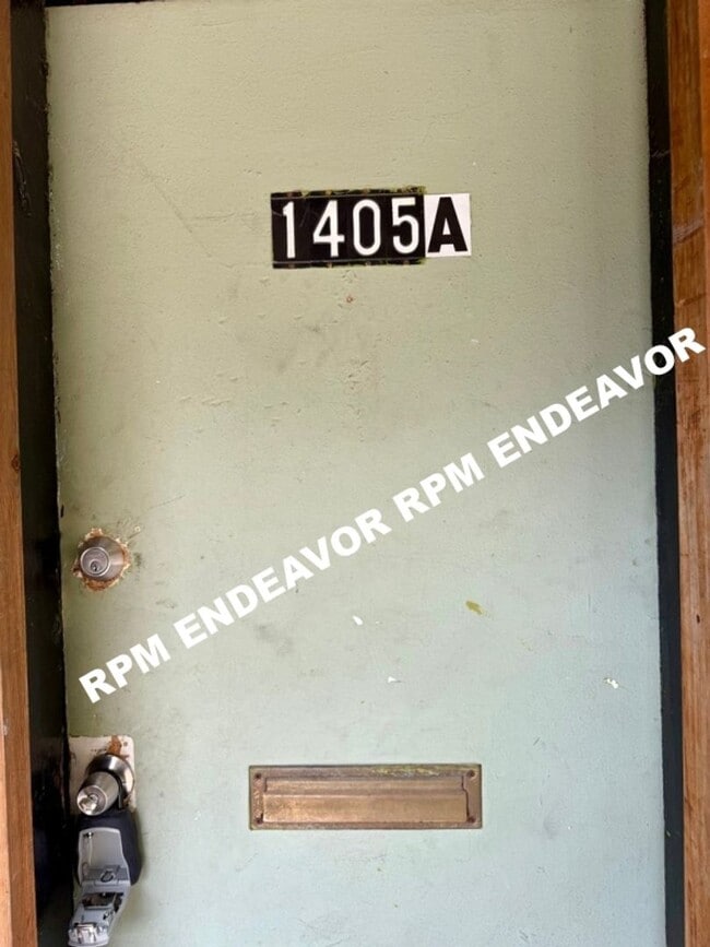 1407-1407 Rowan Ave Unit 1405 Rowan Ave #A