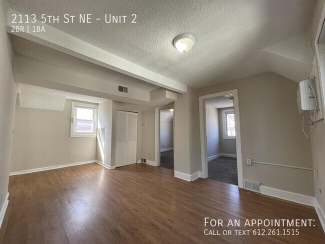 Photo - 2113 5th St NE Unit 2