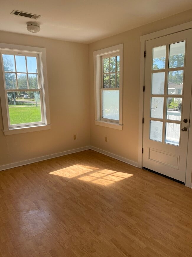 Photo - Beautiful 2/1 Cottage in Bay St. Louis, MS