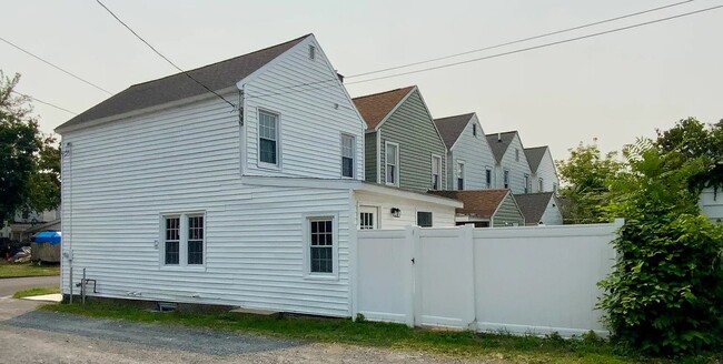Photo - 201 15th St