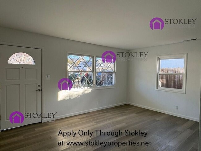 Photo - 1467 Cape Cod Way