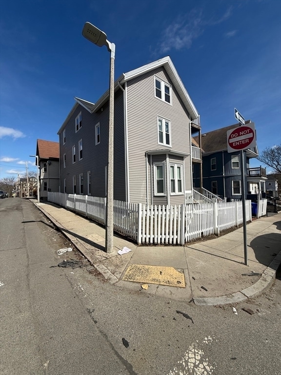 Photo - 13 Schuyler St Unidad 2