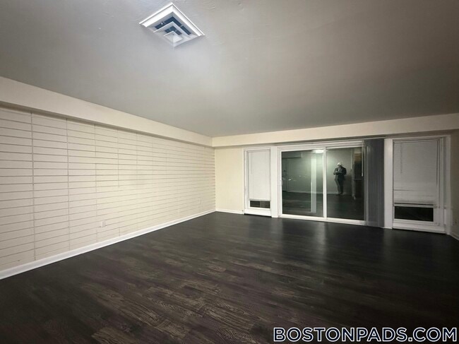 Photo - 16 Westgate Dr Unit 3T