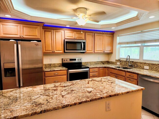 Photo - 2008 S Federal Hwy