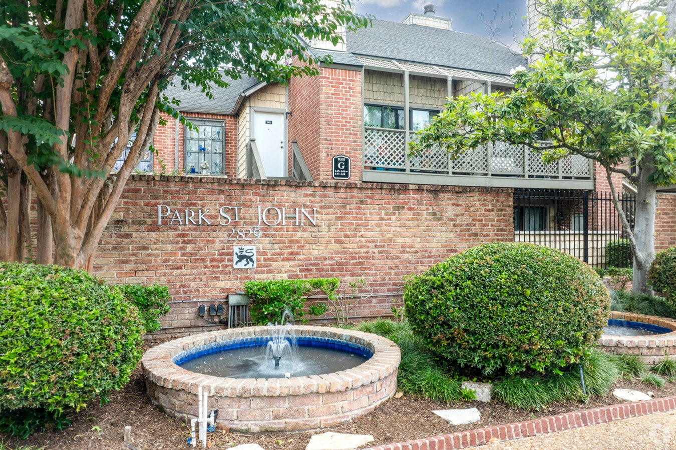 2829 Timmons Ln - Primary - Park St. John Condominiums