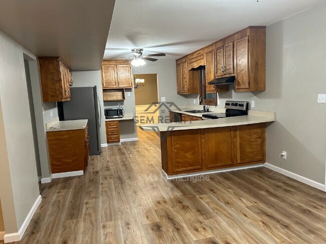 Photo - 100 Kendallwood Dr