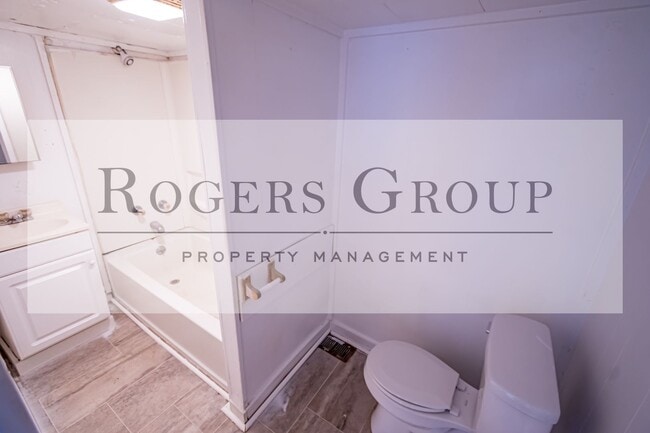 Photo - 433 Alexander Ave