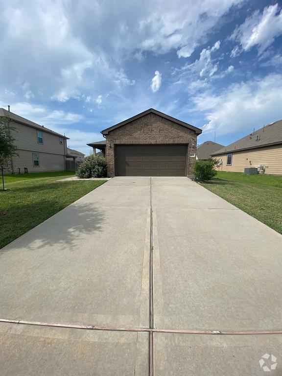 Building Photo - 5815 Bluebonnet Ln Rental