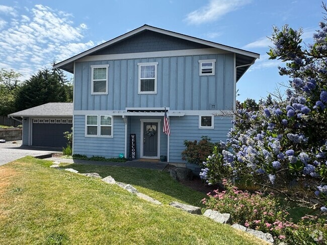 Building Photo - Gorgeous Mount Vernon Home 4 Beds 3.5 Bath...