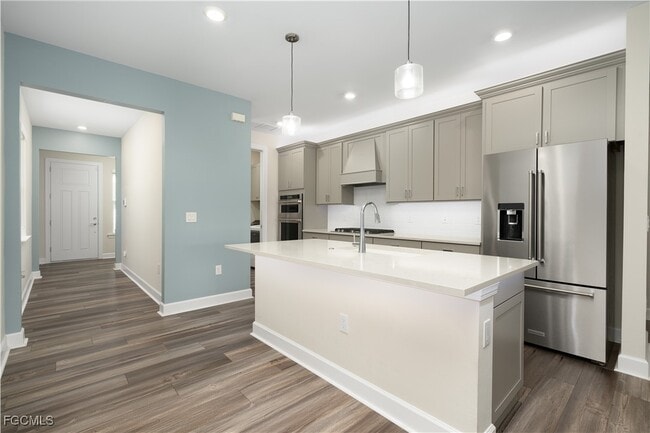 Photo - 42186 Edgewater Dr