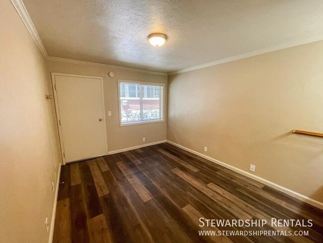 Photo - 1827 Harris St Unidad 114