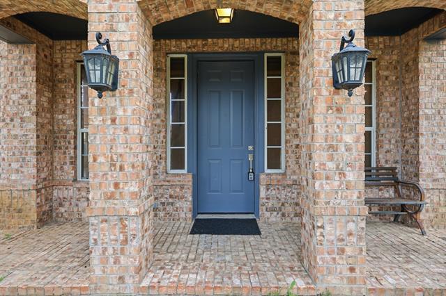3705 Menard Dr