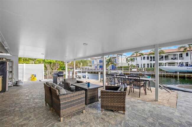 Photo - 1311 NE 27th Way