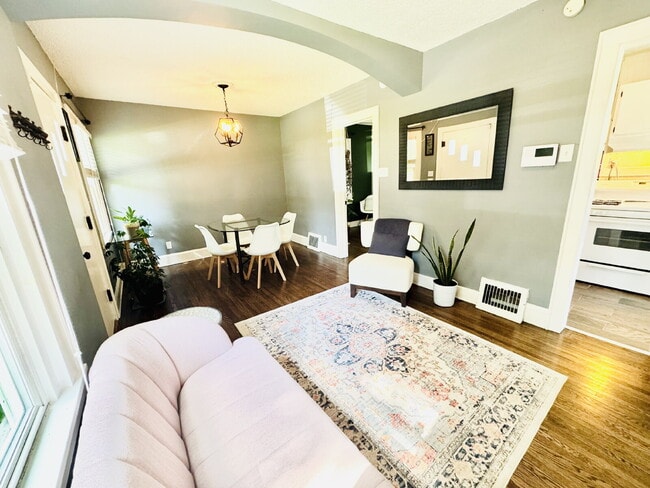 Photo - 4850 N Bryant Ave