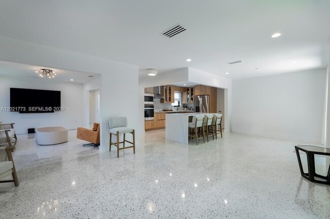Photo - 1701 SW 23rd Terrace