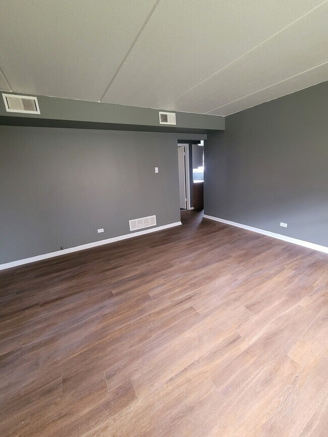 Photo - 14521 Richmond Ave