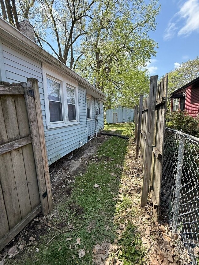 Photo - 1938 N Dearborn St
