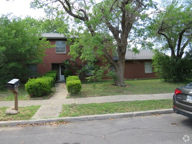 Building Photo - 9715 Nona Kay Dr Rental