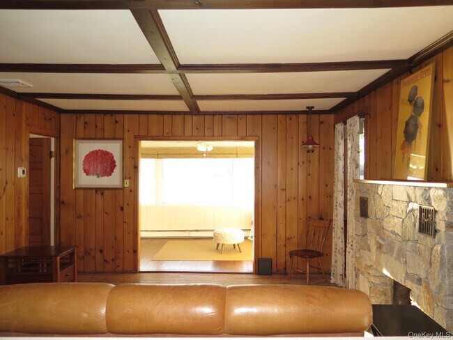 Photo - 17 Vails Lake Shore Dr Unit 17