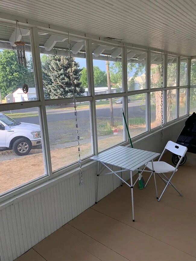 Photo - 601 W California St