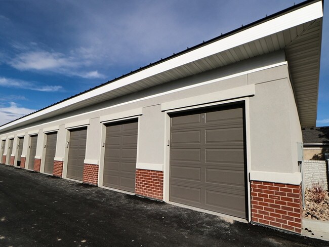 Photo - Rees Apartments