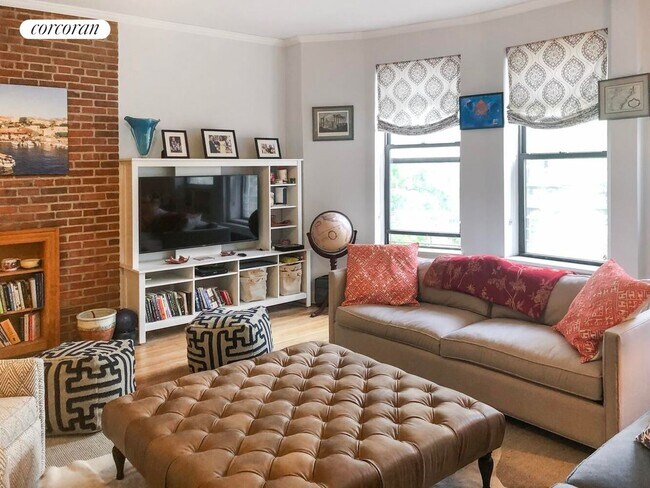 Building Photo - 7 W 95th St Rental