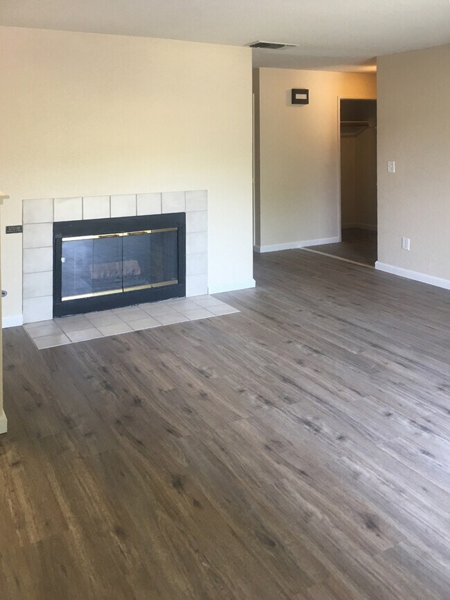 Photo - 8060 Via De Palmas Ln Unit 8060-7