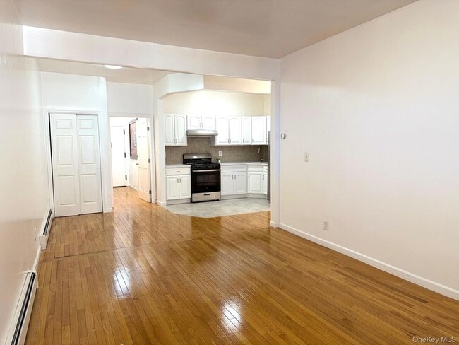 Photo - 235 Starr St Unit 1R