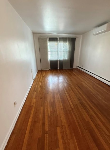 Photo - 10558 Flatlands Ave House