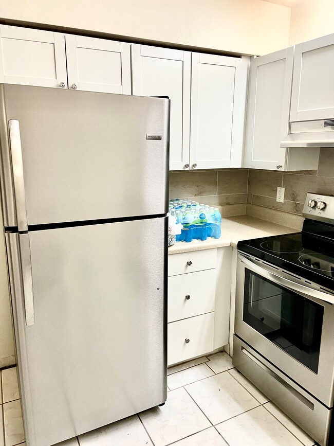 Photo - 3901 NE 5th Ave Unit B