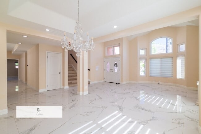 Photo - Stunning Remodeled Home in Walnut Valley U...