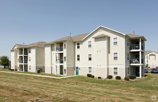 The Landings at Chandler Crossings - The Landings at Chandler Crossings Apartments