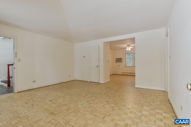 Photo - 1223 Park St Unit #6