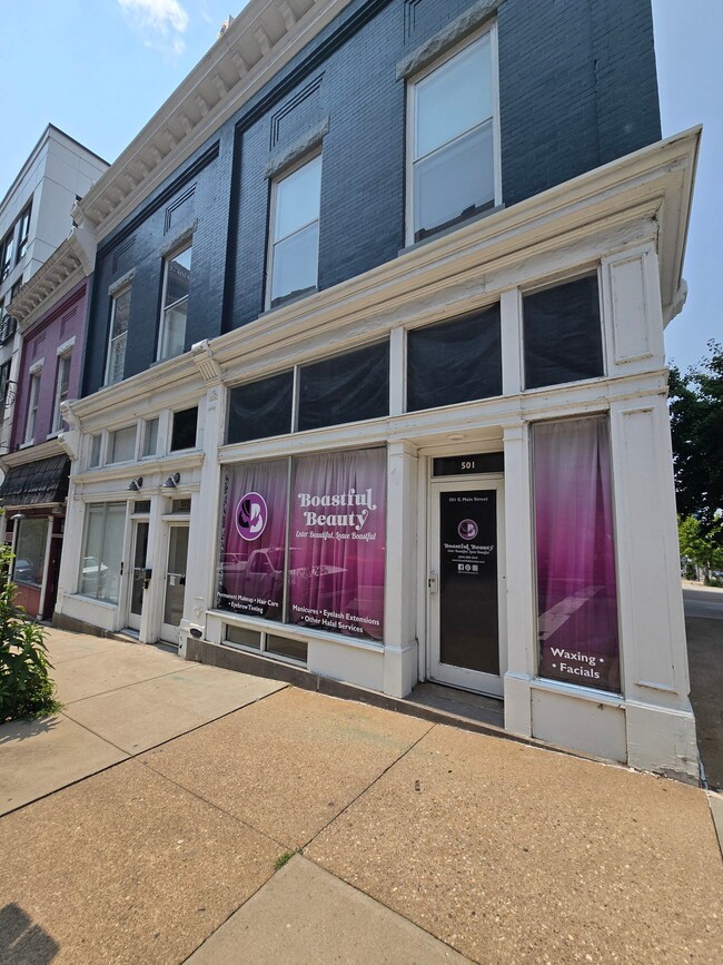 Building Photo - 503 E Main St Unit 204
