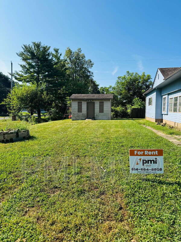 Building Photo - 2229 Maureen Blvd N Rental