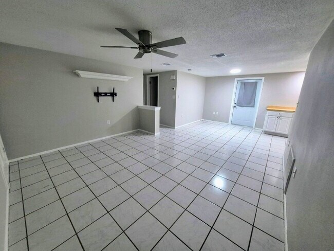 Photo - 7214 Potomac Dr