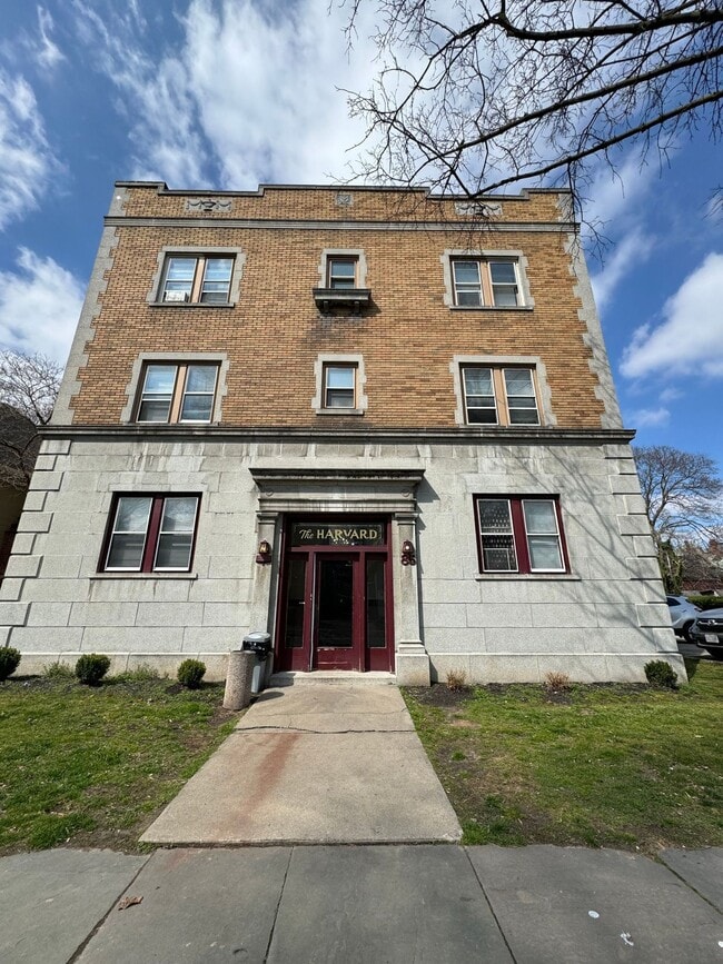 Building Photo - 85 Meigs St Unit 85-3F Meigs Rental