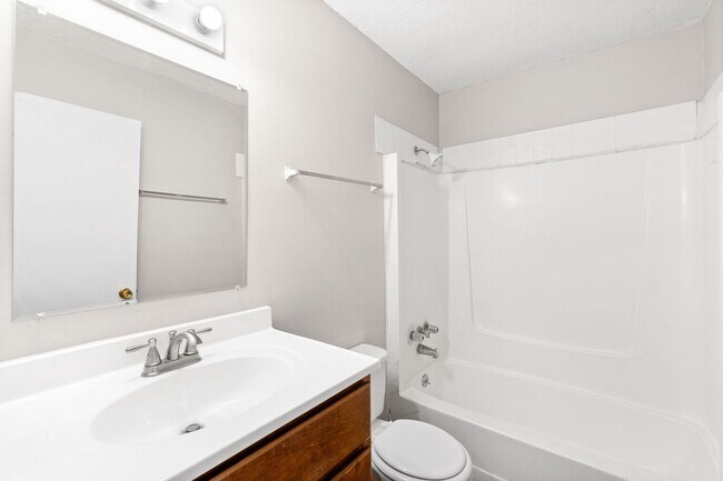 1231 State Line Rd Unit 47