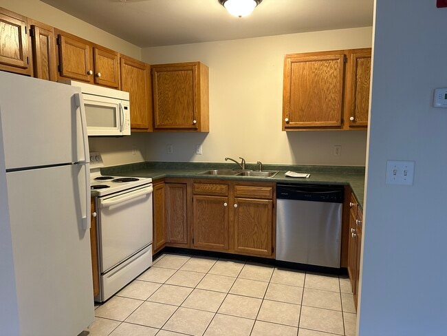 Photo - 303 Lime Kiln Rd Unit 11
