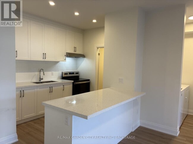 Photo - 103 Southworth St N Unit 103B