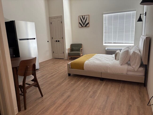 Photo - Pinnacle Residences