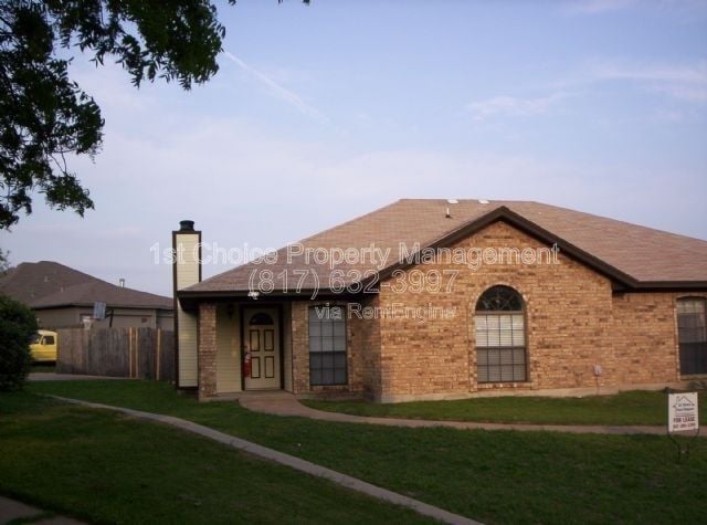 Building Photo - 453 Little Valley Ct
