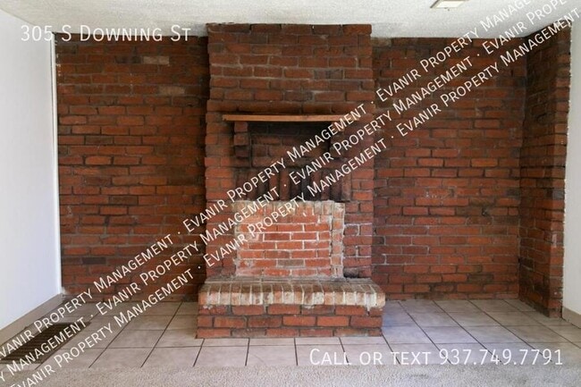 Photo - 305 S Downing St