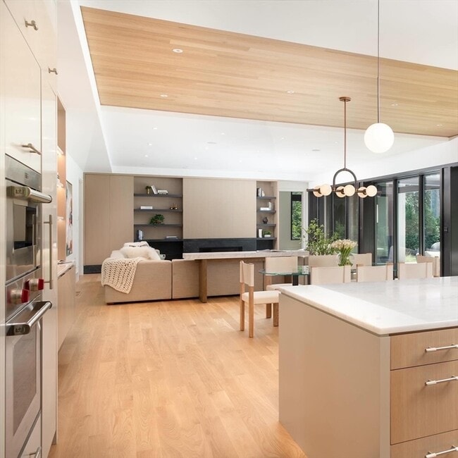 Photo - 23 Thoreau Rd