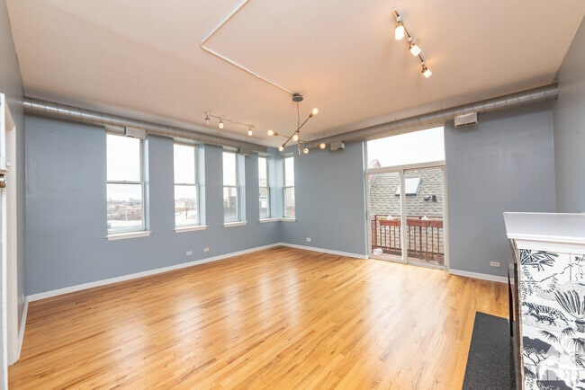 Building Photo - 2356 N Elston Ct Unit 406 Rental