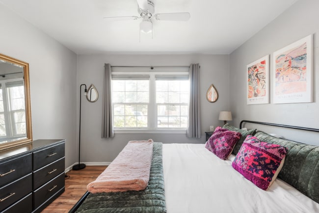 Photo - 3110 E 24th St Unidad 3110