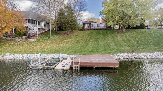 Building Photo - 679 Lakengren Dr