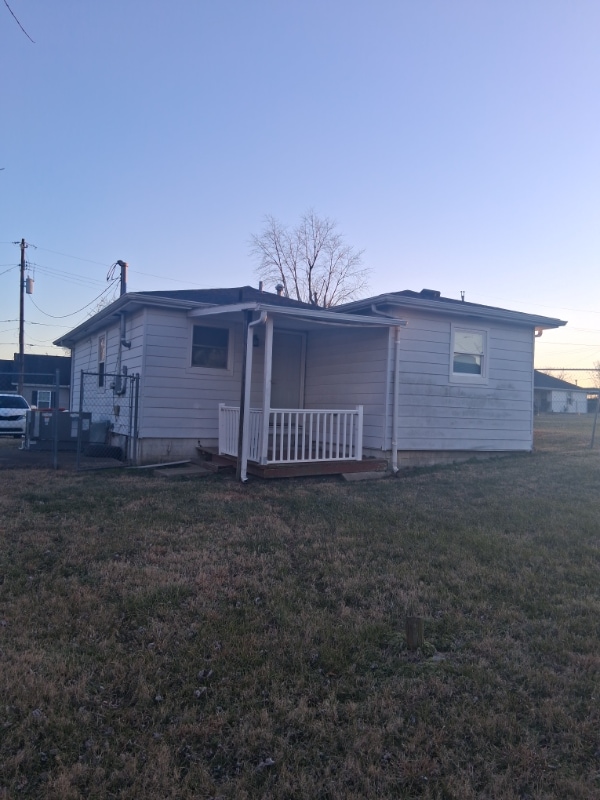 Photo - 2209 Kelly St